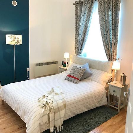 בורנמות' Modern Boutique Studio Apartment מראה חיצוני תמונה